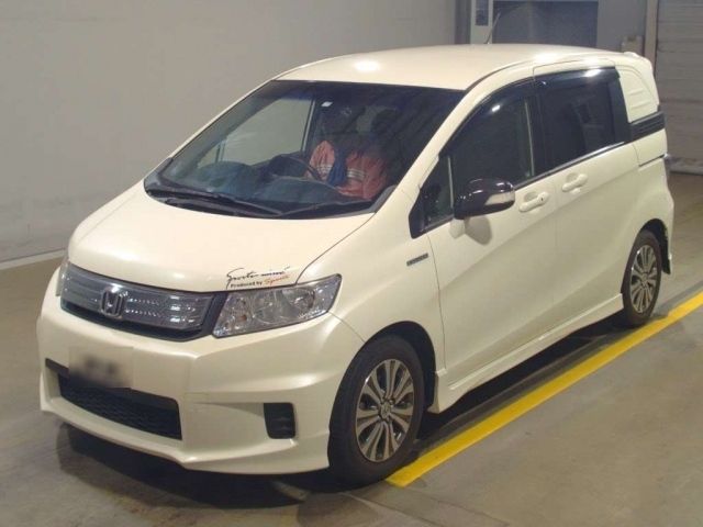 4354 Honda Freed spike GP3 2012 г. (TAA Yokohama)